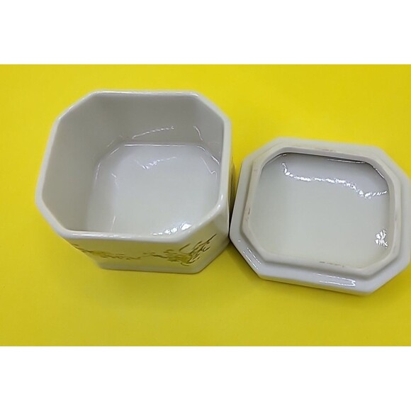 Vintage Takahashi San Francisco Porcelain Trinket Box yellow Floral  med 2" - Picture 5 of 8